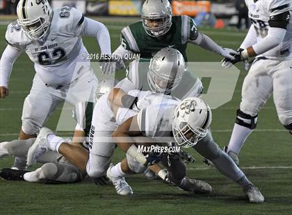 Thumbnail 2 in De La Salle vs.St. John Bosco (CIF State Open Division Final) photogallery.