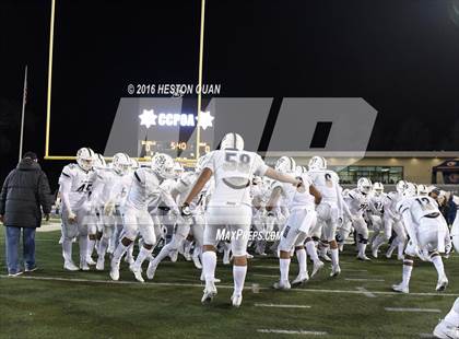 Thumbnail 1 in De La Salle vs.St. John Bosco (CIF State Open Division Final) photogallery.