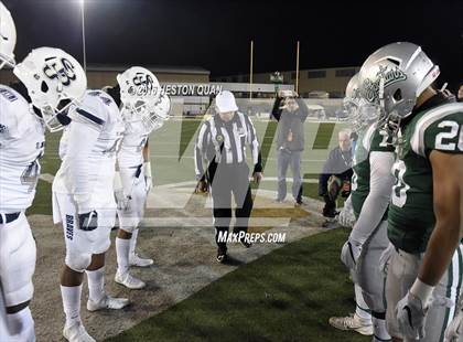 Thumbnail 3 in De La Salle vs.St. John Bosco (CIF State Open Division Final) photogallery.