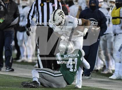 Thumbnail 3 in De La Salle vs.St. John Bosco (CIF State Open Division Final) photogallery.