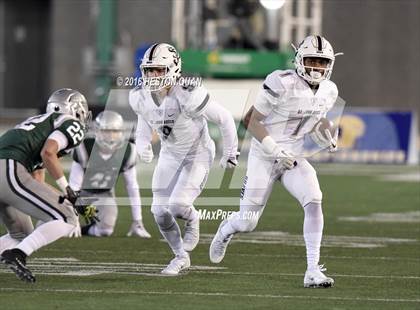 Thumbnail 3 in De La Salle vs.St. John Bosco (CIF State Open Division Final) photogallery.