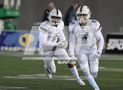 Thumbnail 1 in De La Salle vs.St. John Bosco (CIF State Open Division Final) photogallery.