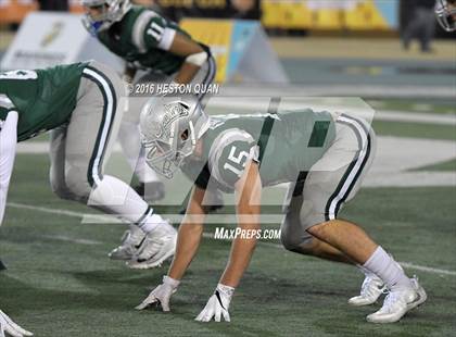 Thumbnail 2 in De La Salle vs.St. John Bosco (CIF State Open Division Final) photogallery.