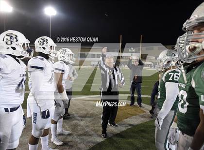 Thumbnail 2 in De La Salle vs.St. John Bosco (CIF State Open Division Final) photogallery.