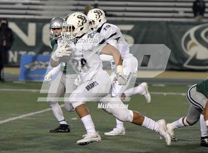 Thumbnail 1 in De La Salle vs.St. John Bosco (CIF State Open Division Final) photogallery.