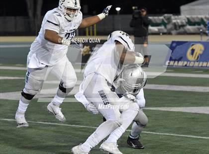 Thumbnail 1 in De La Salle vs.St. John Bosco (CIF State Open Division Final) photogallery.