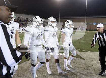 Thumbnail 2 in De La Salle vs.St. John Bosco (CIF State Open Division Final) photogallery.