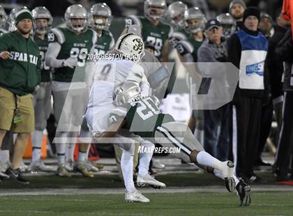 Thumbnail 2 in De La Salle vs.St. John Bosco (CIF State Open Division Final) photogallery.