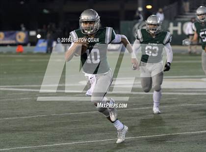 Thumbnail 2 in De La Salle vs.St. John Bosco (CIF State Open Division Final) photogallery.