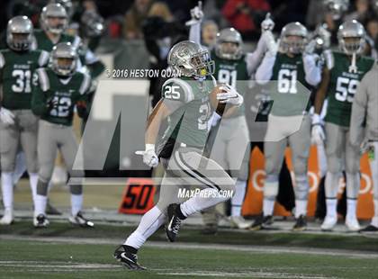 Thumbnail 2 in De La Salle vs.St. John Bosco (CIF State Open Division Final) photogallery.