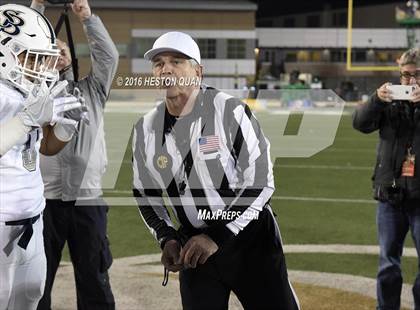 Thumbnail 3 in De La Salle vs.St. John Bosco (CIF State Open Division Final) photogallery.