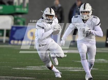 Thumbnail 3 in De La Salle vs.St. John Bosco (CIF State Open Division Final) photogallery.