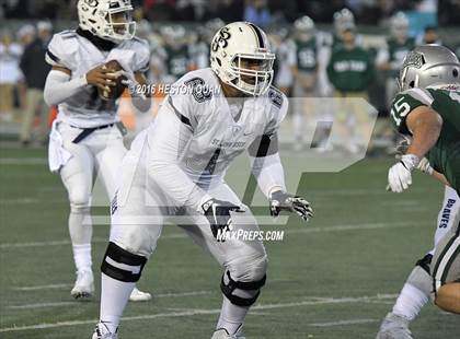 Thumbnail 1 in De La Salle vs.St. John Bosco (CIF State Open Division Final) photogallery.