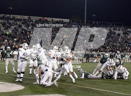 Thumbnail 2 in De La Salle vs.St. John Bosco (CIF State Open Division Final) photogallery.