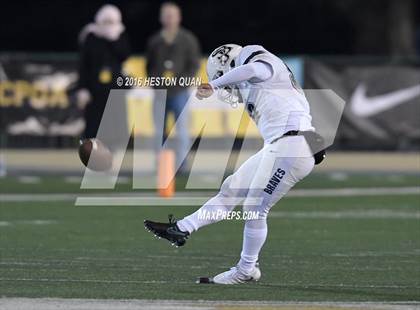Thumbnail 3 in De La Salle vs.St. John Bosco (CIF State Open Division Final) photogallery.