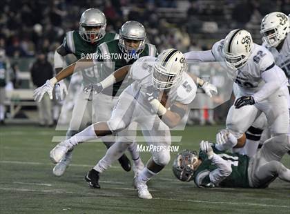 Thumbnail 2 in De La Salle vs.St. John Bosco (CIF State Open Division Final) photogallery.