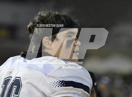 Thumbnail 2 in De La Salle vs.St. John Bosco (CIF State Open Division Final) photogallery.