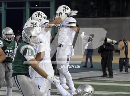 Thumbnail 1 in De La Salle vs.St. John Bosco (CIF State Open Division Final) photogallery.