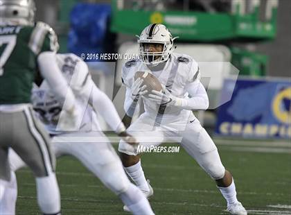 Thumbnail 2 in De La Salle vs.St. John Bosco (CIF State Open Division Final) photogallery.