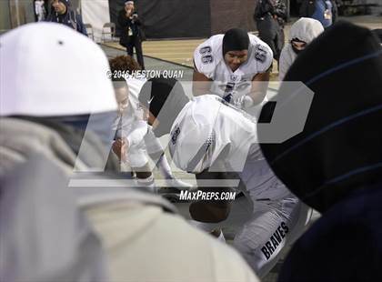 Thumbnail 3 in De La Salle vs.St. John Bosco (CIF State Open Division Final) photogallery.
