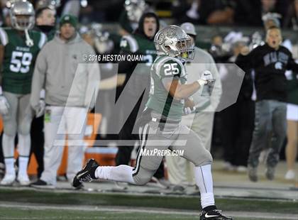 Thumbnail 1 in De La Salle vs.St. John Bosco (CIF State Open Division Final) photogallery.
