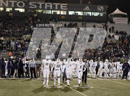 Thumbnail 2 in De La Salle vs.St. John Bosco (CIF State Open Division Final) photogallery.