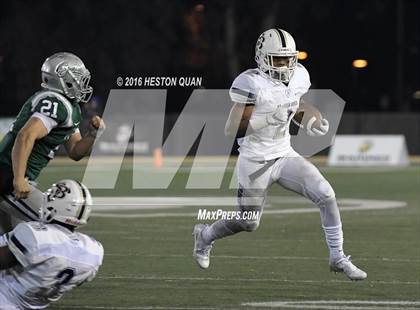 Thumbnail 2 in De La Salle vs.St. John Bosco (CIF State Open Division Final) photogallery.