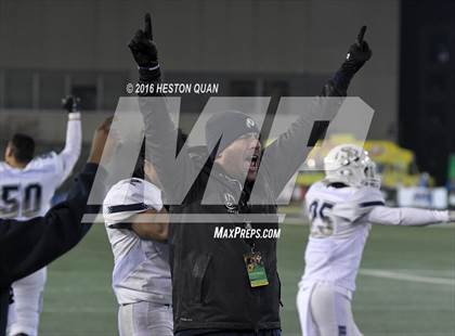 Thumbnail 3 in De La Salle vs.St. John Bosco (CIF State Open Division Final) photogallery.