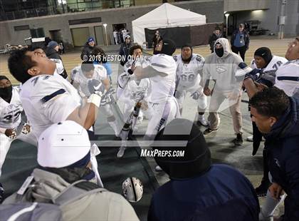 Thumbnail 2 in De La Salle vs.St. John Bosco (CIF State Open Division Final) photogallery.