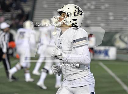 Thumbnail 2 in De La Salle vs.St. John Bosco (CIF State Open Division Final) photogallery.