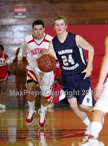 Thumbnail 2 in St. Mary's vs. Marin Catholic (CIF NCS D4 Playoffs) photogallery.