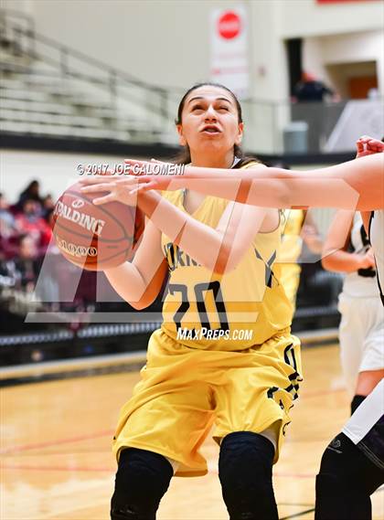 Thumbnail 2 in East Central vs Weslaco East (NEISD Invitational) photogallery.