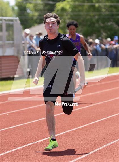 Thumbnail 1 in Weatherford Eagle Invitational (Relays) photogallery.