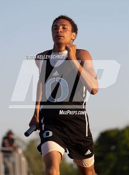 Thumbnail 1 in Weatherford Eagle Invitational (Relays) photogallery.