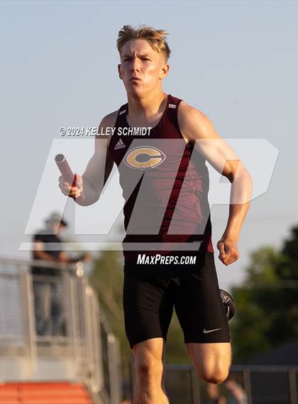 Thumbnail 2 in Weatherford Eagle Invitational (Relays) photogallery.