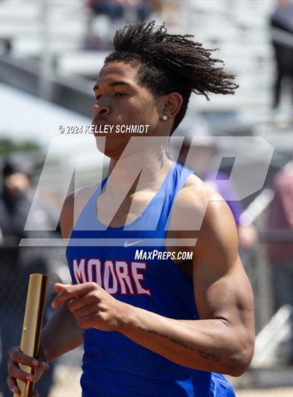 Thumbnail 3 in Weatherford Eagle Invitational (Relays) photogallery.