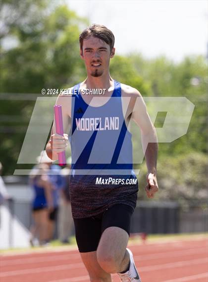 Thumbnail 2 in Weatherford Eagle Invitational (Relays) photogallery.