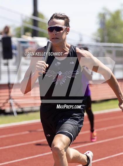 Thumbnail 2 in Weatherford Eagle Invitational (Relays) photogallery.