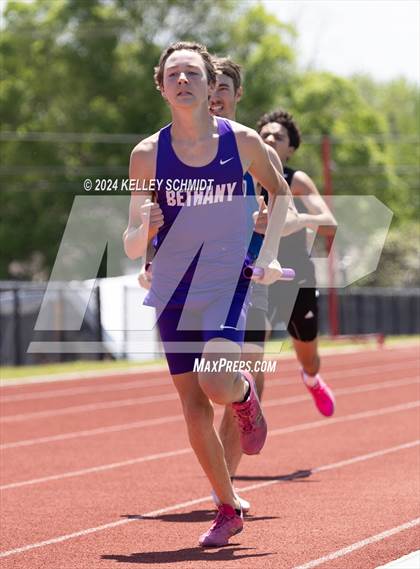 Thumbnail 2 in Weatherford Eagle Invitational (Relays) photogallery.