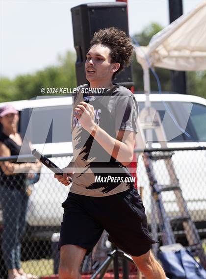 Thumbnail 2 in Weatherford Eagle Invitational (Relays) photogallery.