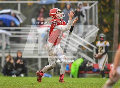 Thumbnail 2 in Finney/Northstar Christian Academy @ Red Jacket   (NYSPHSAA Section V 8-Man Quarterfinal) photogallery.