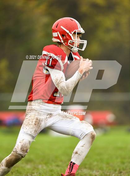 Thumbnail 1 in Finney/Northstar Christian Academy @ Red Jacket   (NYSPHSAA Section V 8-Man Quarterfinal) photogallery.