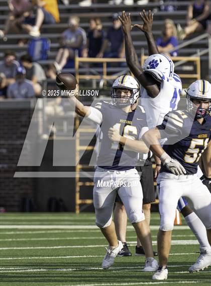 Thumbnail 3 in Walker Valley vs Ringgold (scrimmage) photogallery.