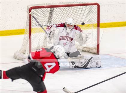 Thumbnail 2 in JV: Groton School @ Rivers photogallery.