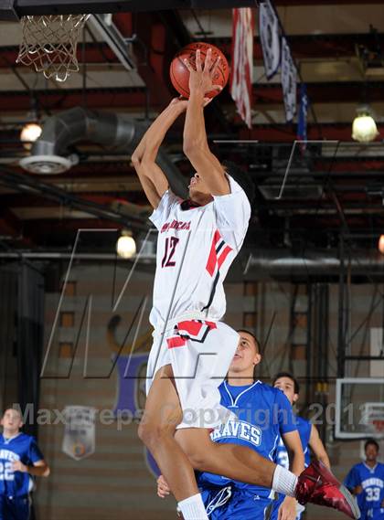Thumbnail 3 in Alta Loma vs. Redlands East Valley (Inland Empire Classic) photogallery.