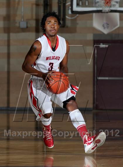Thumbnail 2 in Alta Loma vs. Redlands East Valley (Inland Empire Classic) photogallery.