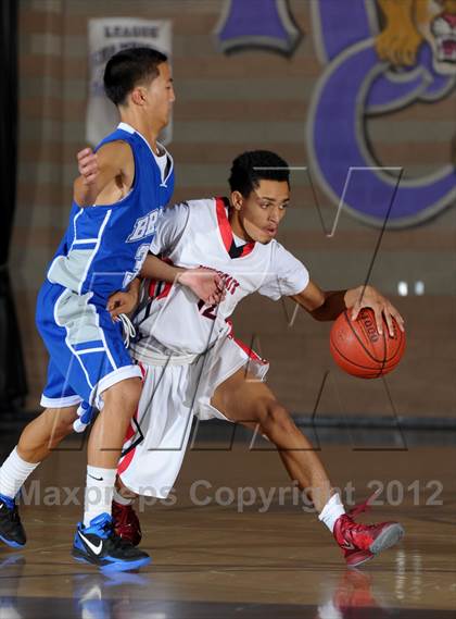 Thumbnail 3 in Alta Loma vs. Redlands East Valley (Inland Empire Classic) photogallery.