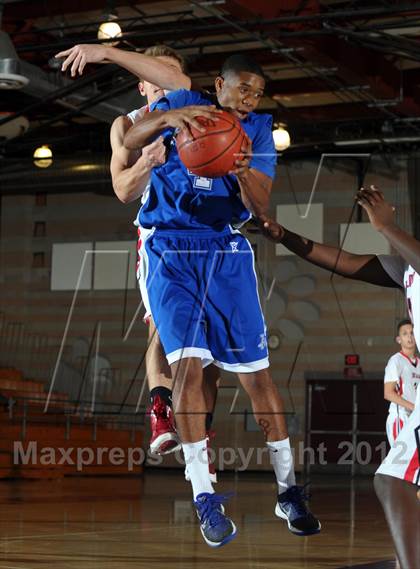 Thumbnail 1 in Alta Loma vs. Redlands East Valley (Inland Empire Classic) photogallery.