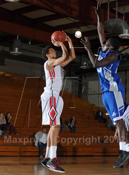 Thumbnail 3 in Alta Loma vs. Redlands East Valley (Inland Empire Classic) photogallery.