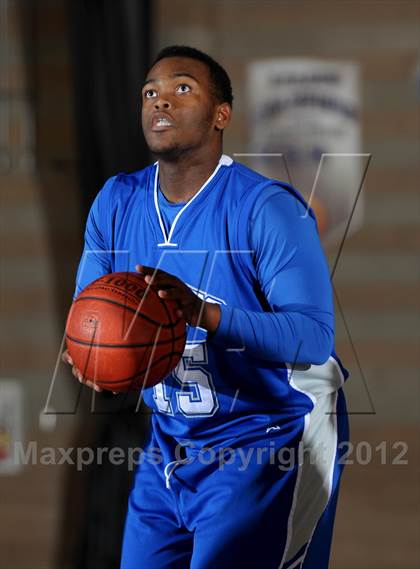 Thumbnail 3 in Alta Loma vs. Redlands East Valley (Inland Empire Classic) photogallery.